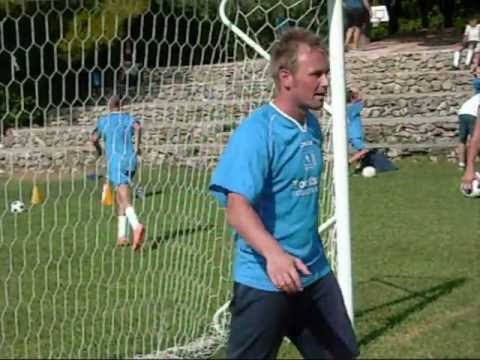 A lezione con.. Jean Francois Gillet  Portiere del Torino Football Summer Camp 2012 Valtur di Ostuni