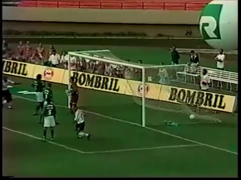 ESPN Brazil: Oséas' famous own goal in Palmeiras 1 x 1 Corinthians (March 15, 1998)