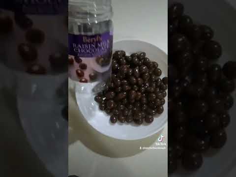 Beryl's Raisin Milk Chocolate 450g
