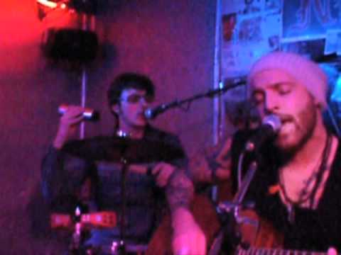 Jack Jaselli & The Vibes - Out of Comfort (Acoutic live, 07/02/2012, Milano)