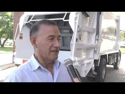 La Provincia entregó al municipio de Hipólito Yrigoyen un nuevo camión compactador de residuos