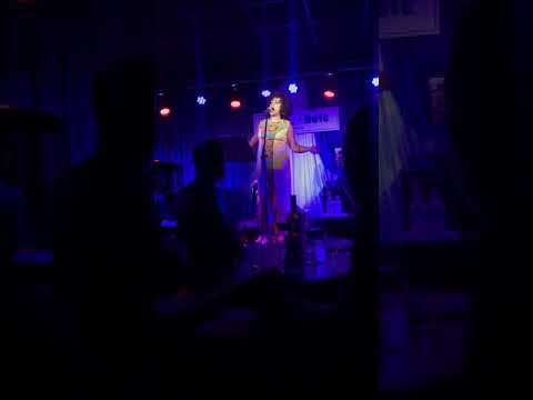 Laylah Arruda Cantando Nina Simone Blue Note São Paulo