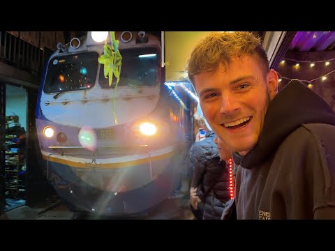 OMG! 😳 Dieser ZUG fährt durch WINZIGE Straße 😎 🚂| DAVE VLOG 05
