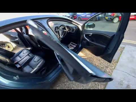 VOLVO V40 1.6 D2 SE Lux Hatchback 5dr Diesel Manual Euro 5 (s/s) (115 ps)