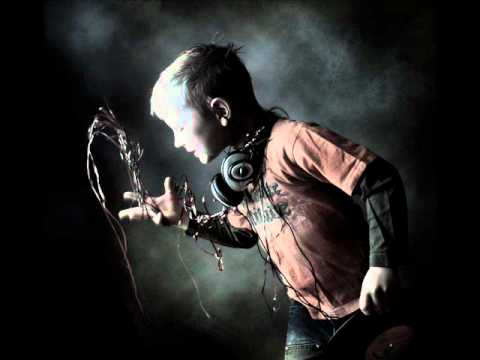 Haunui vs Tommy - Vahiné Polintia ReMiX Punteh DJ