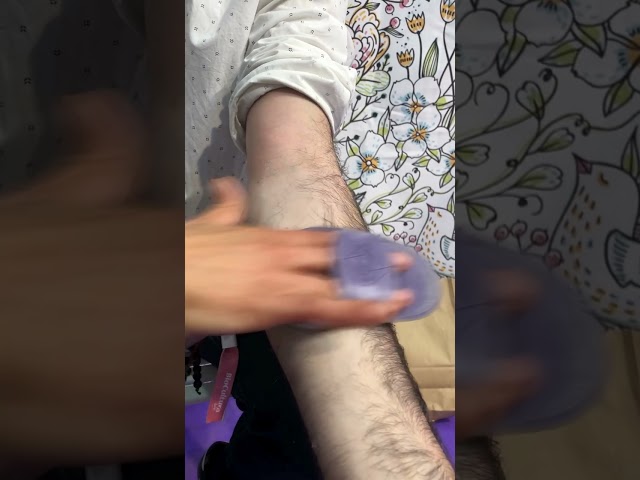Vídeo relacionado con Sibba 3 Pares Guantes Exfoliantes Reutilizable Cinco Dedos Guantes Exfoliación Corporal Del Vello Encarnado Belleza Mujeres Hombres Ducha Spa Masaje BañEra EliminacióN CéLulas Muertas Verde Azul Rosa