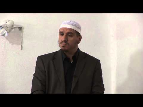 Muaji Ramazan si një universitet Hoxhë Enis Rama