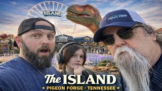 Dinosaurs at The Island in Pigeon Forge! Jurassic Adventure Tour 🦖