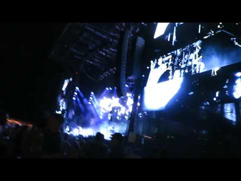 Radiohead - "Everything In Its Right Place" Lollapalooza 2016