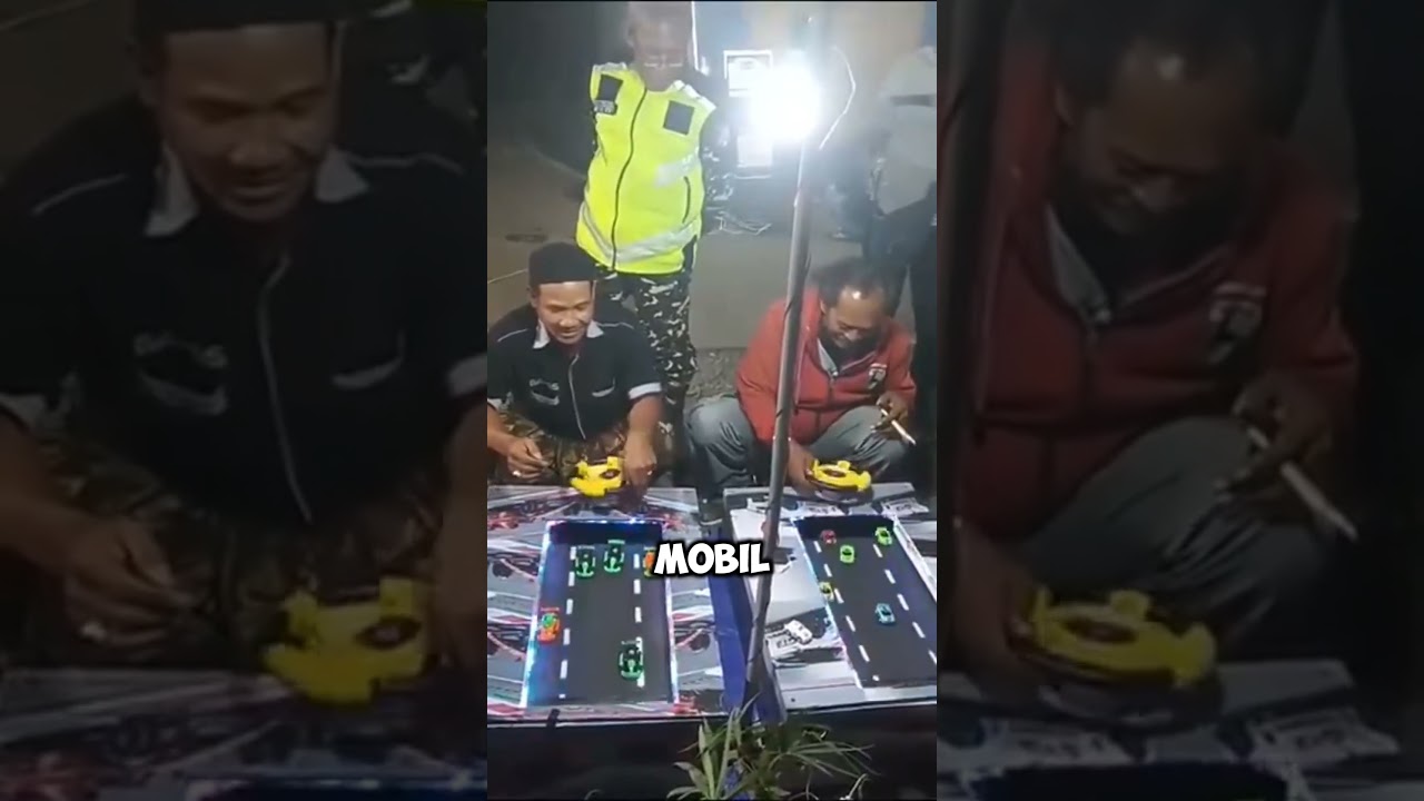 Seru! Bapak-bapak Adu Ketangkasan di Konsol Balapan Mobil di Pasar Malam