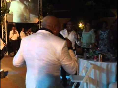Peabo Bryson Ain't Nobody Curacao May 2013 with Crosstown Traffic Band