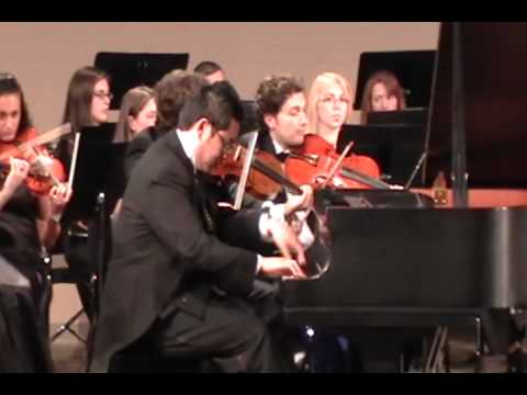 David Chin plays Beethoven Piano Concerto No. 1 in C, op. 15: Allegro con brio - Part 2