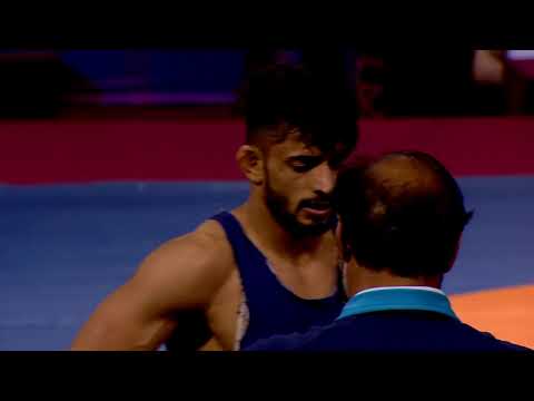 BRONZE GR - 67 kg: S. OCHILOV (TJK) v. A. ASHU (IND)