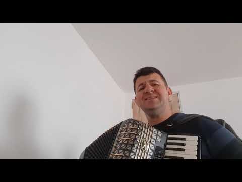 Priviti in jur la tot ce va incojoara