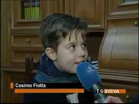 Cantante a 8 anni: il piccolo Cosimo Fiotta canta e suona le canzoni di Tony Colombo