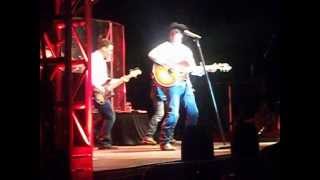 Clay Walker - &#39;Wrong Enough To Know&#39; at Midwest Balloon Fest in Olathe, KS 8/11/12! HD/HQ