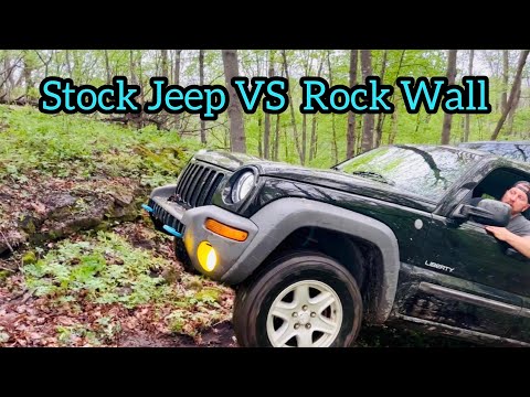 Zum ersten Mal im Gelände mit dem Jeep Liberty! #thelibbyproject #jeep #kj