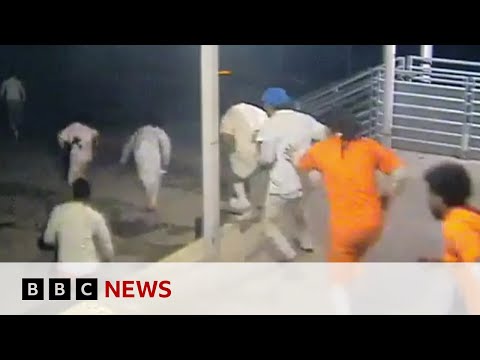 Video | Manhunt for inmates after New Orleans prison escape | BBC News