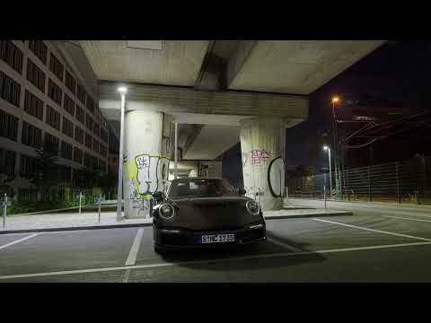 3D Gaussian Splatting - Parkinglot Day and Night