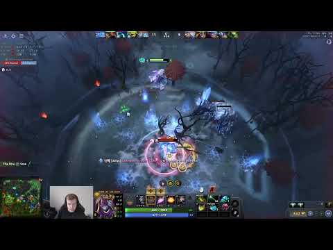 Gigachad CM steals Cr1t's Ancient Stacks in front of his face 😂