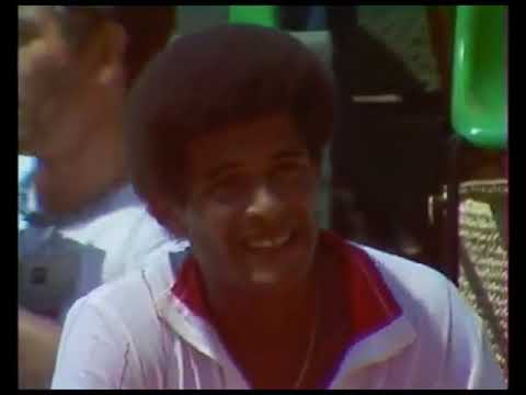 French Open 1982 3R - Yannick Noah v John Lloyd