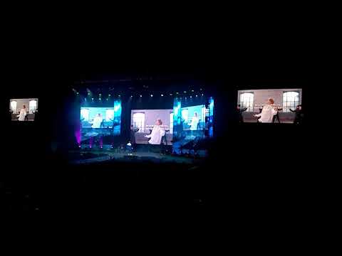 [191019] Kang Daniel emotional while watching VCR - Color On Me in Manila