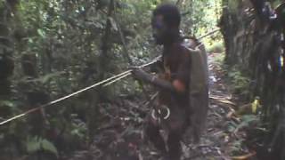 preview picture of video 'Keweng Hunter - Keweng Village, Papua New Guinea'