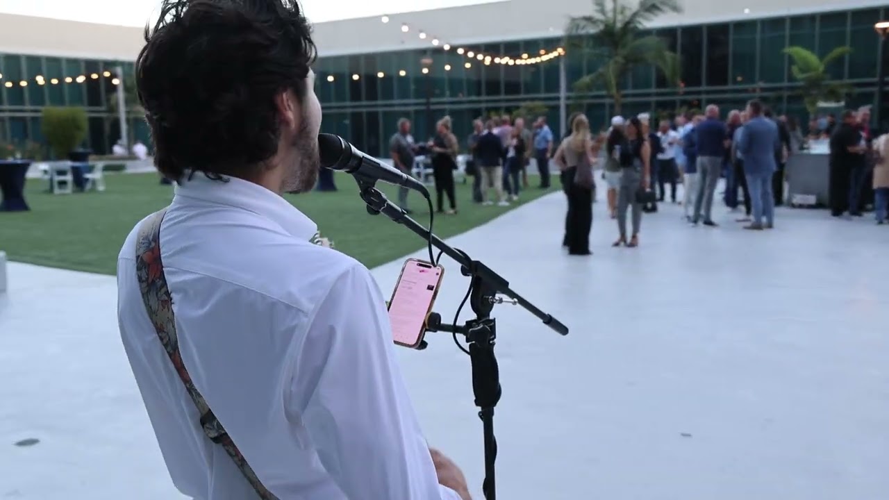 Promotional video thumbnail 10 for Robbie Dean Music