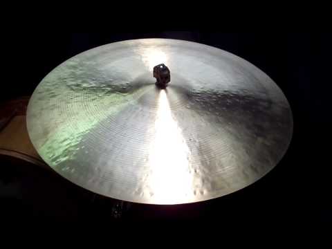 21, 2064g   Handcrafted cymbals by Craig Lauritsen