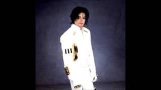 Michael JACKSON &quot;Slave To The Rhythm&quot; (Featuring Justin BIEBER)