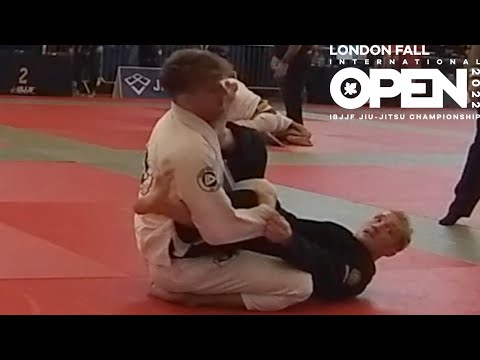 Max Lindblad v Oscar Gugala / London Fall Open 2022