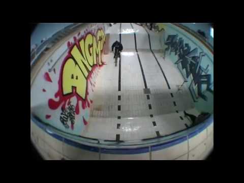 UK Empty Pool BMX Session with DIY Ramps - BNGBNGMCR