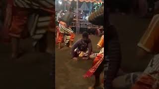 Download lagu Kesurupan masal Kubro Siswo PUTRA MUDA Muntilan ( setrat sesi terakhir) di Kleben, Tanjung, Muntilan mp3 Download lagu Kesurupan masal Kubro Siswo PUTRA MUDA Muntilan ( setrat sesi terakhir) di Kleben, Tanjung, Muntilan mp3