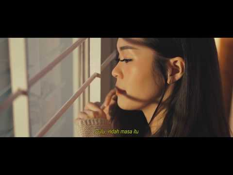 download lagu mp3 mp4 Lagu Tentang Berpisah Ama Clara, download lagu Lagu Tentang Berpisah Ama Clara gratis, unduh video klip Lagu Tentang Berpisah Ama Clara
