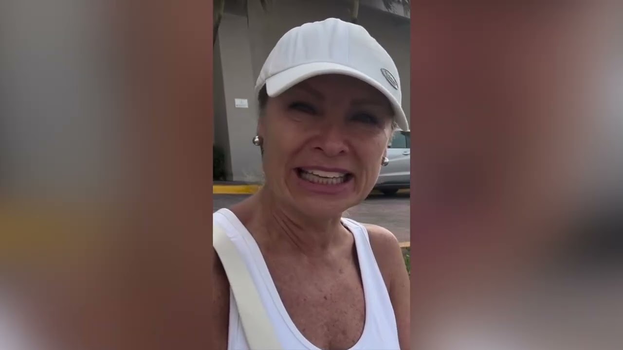 Yadhira Carillo de rodillas…Así reaccionó a las románticas vacacionesde Juan Collado y Lety Calderón