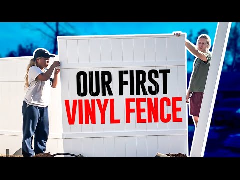 image-What kind of fence panels are at Lowes?