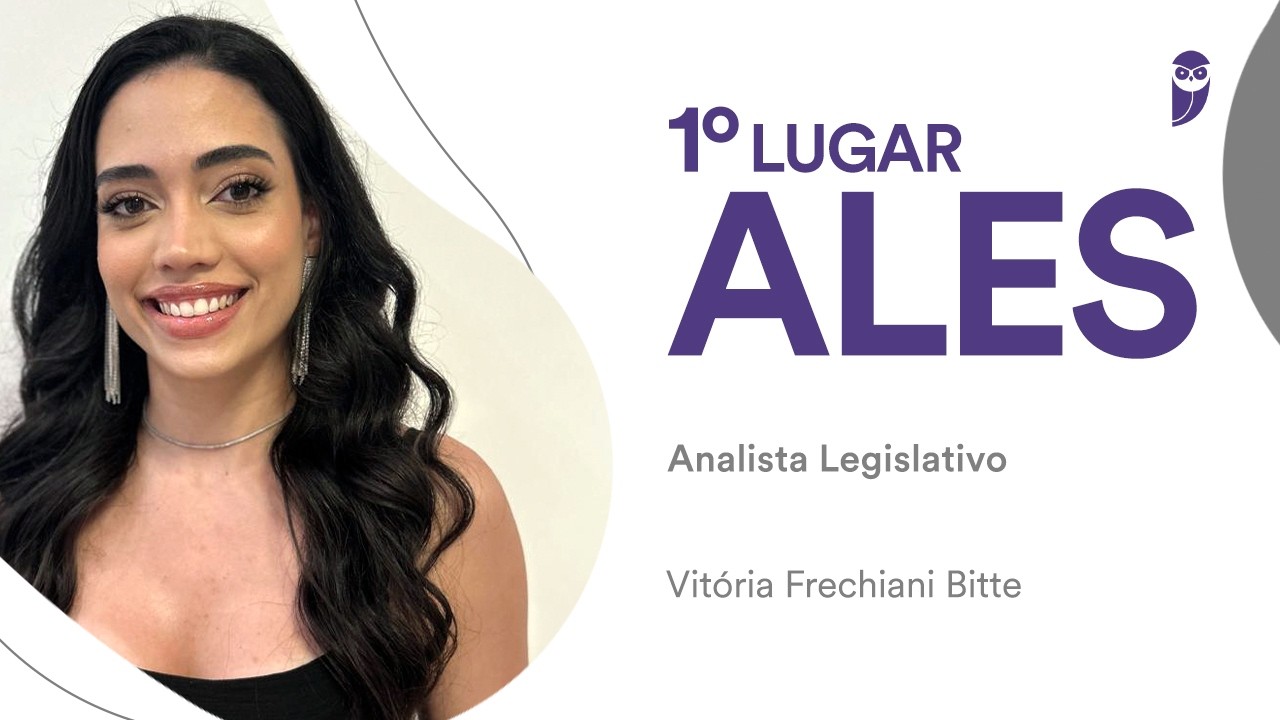 ALES: Vitória Frechiani, aprovada em 1° lugar para Analista Legislativo - Secretaria Legislativa