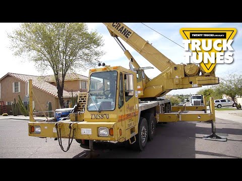 Truck Crane for Children | Truck Tunes for Kids | Twenty Trucks Channel