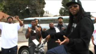 Boondox of da bay-Throw yo hood up