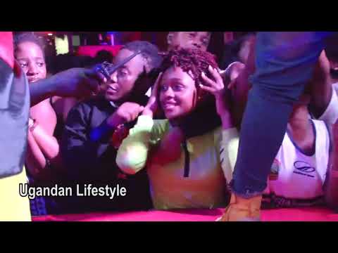 Ykee Benda performing live at Fame.