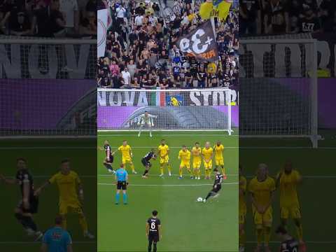 VLAHOVIC is 🔙 #SerieA #JuveVerona #Vlahovic