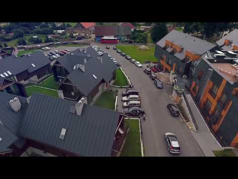 Osada Śnieżka w Łomnicy to miejsce sielskiego wakacyjnego wypoczynku dla rodzin