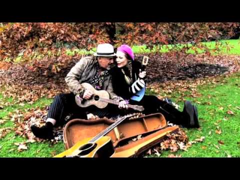 download lagu mp3 mp4 Creighton Birdhouse, download lagu Creighton Birdhouse gratis, unduh video klip Creighton Birdhouse