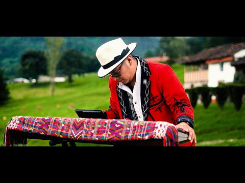 El Gallo Negro - Eugenio Pedro y su Marimba - (Video Oficial)