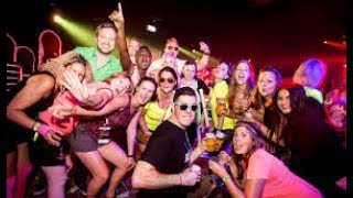 Como se diz "farrear" em Inglês?