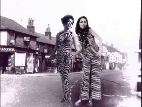 KARTINA DAHARI & ANITA SARAWAK  - Asia's Leading English Recording Artistes (Part 2)