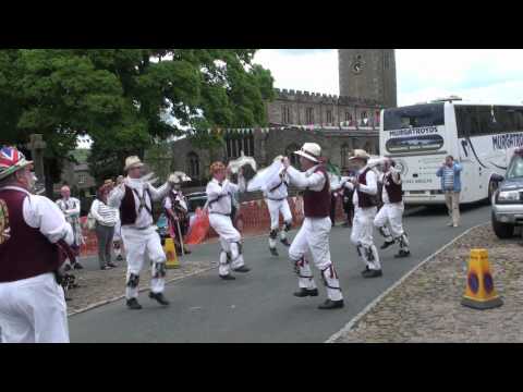 Black Joke, Adderbury - Leeds Morris Men