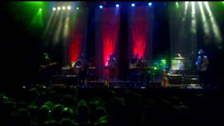 Baustelle - A Vita Bassa (live al Festival di Radio Sherwood) Padova 02.07.2010.mp4