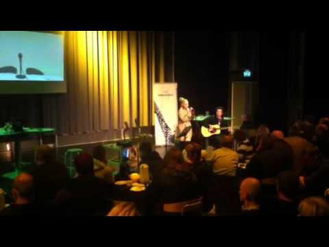 Kirstin Hansen & Oddmar Nielsen - The Air That I Breathe