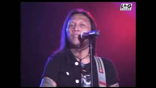 Download lagu Roy Jeconiah feat Kobe - Penonton menyanyikan lagu  ' Kisah ' mp3 Download lagu Roy Jeconiah feat Kobe - Penonton menyanyikan lagu  ' Kisah ' mp3